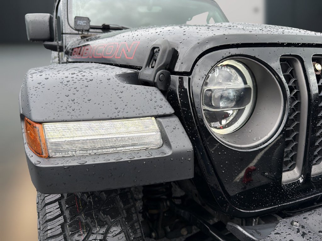 Used 2022 Jeep Gladiator Rubicon w/ LED Lighting Group AWD/4WD image 11