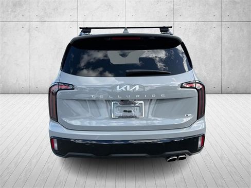 Used 2024 Kia Telluride SX Prestige X-Line image 3