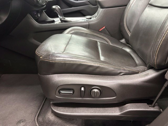 Used 2018 Chevrolet Traverse Premier AWD/4WD image 19