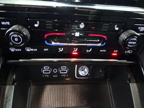 Certified 2023 Jeep Grand Cherokee Altitude AWD/4WD image 12