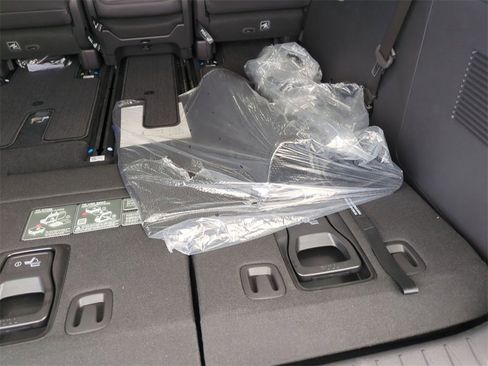 New 2026 Kia Carnival LXS image 34