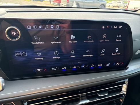 Used 2026 Chevrolet Traverse LT AWD/4WD image 14