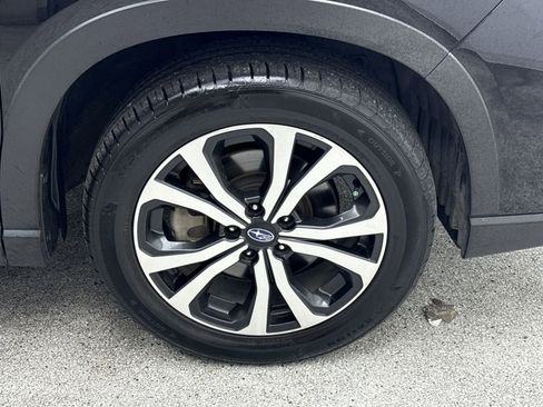 Used 2020 Subaru Forester Limited image 41