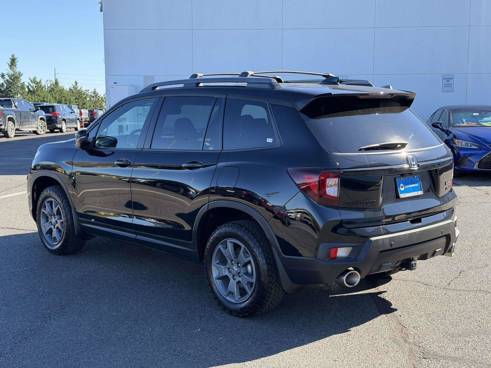 Certified 2025 Honda Passport TrailSport image 3