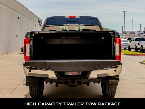 Used 2017 Ford F250 King Ranch w/ King Ranch Ultimate Package image 8