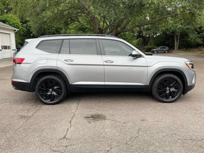 Used 2024 Volkswagen Atlas SE