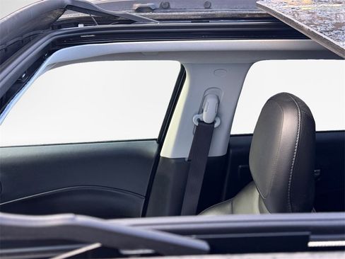 Certified 2019 Jeep Compass Limited image 13