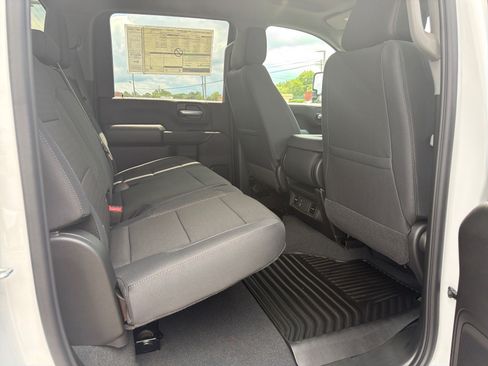 New 2026 Chevrolet Silverado 2500 Custom w/ Custom Value Package AWD/4WD image 18