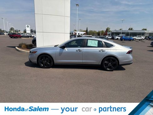 Used 2024 Honda Accord Sport image 3