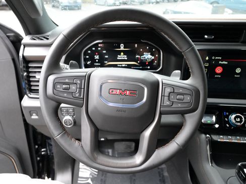 Used 2026 GMC Sierra 1500 AT4 w/ AT4 Preferred Package AWD/4WD image 24