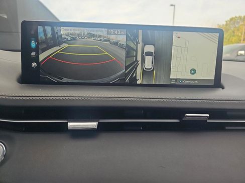 Used 2025 Genesis GV70 3.5T Sport w/ Sport Prestige Package image 30