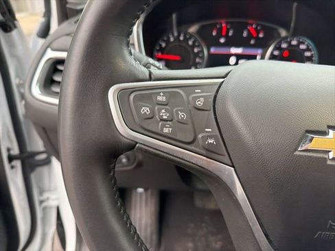 Used 2022 Chevrolet Equinox Premier image 23