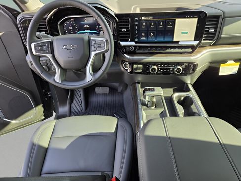 New 2026 Chevrolet Silverado 1500 LT Trail Boss w/ Convenience Package II image 16