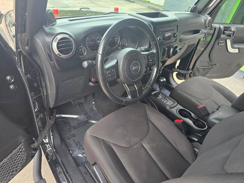 Used 2014 Jeep Wrangler Sport w/ Quick Order Package 24S AWD/4WD image 17