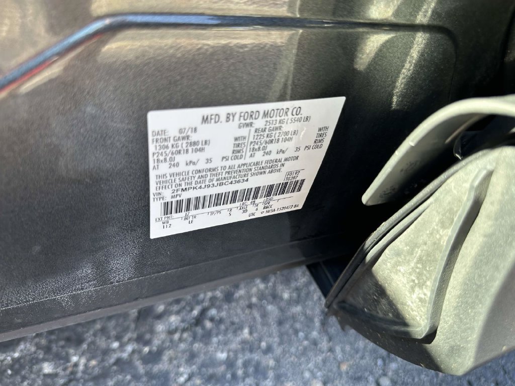 Used 2018 Ford Edge SEL w/ Equipment Group 201A AWD/4WD image 32