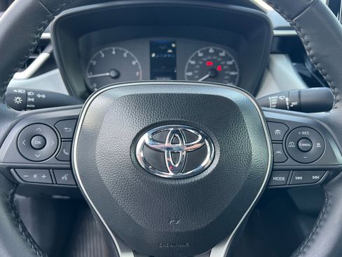 Certified 2025 Toyota Corolla SE w/ Convenience Package image 22