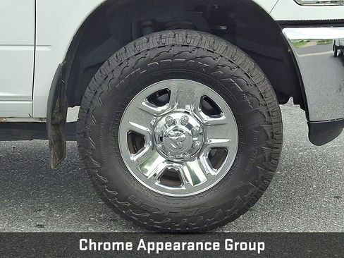 Used 2018 RAM 2500 Tradesman w/ Chrome Appearance Group AWD/4WD image 10