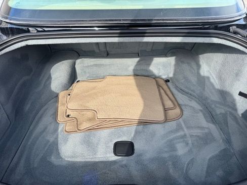 Used 2005 Jaguar XJ8 image 27