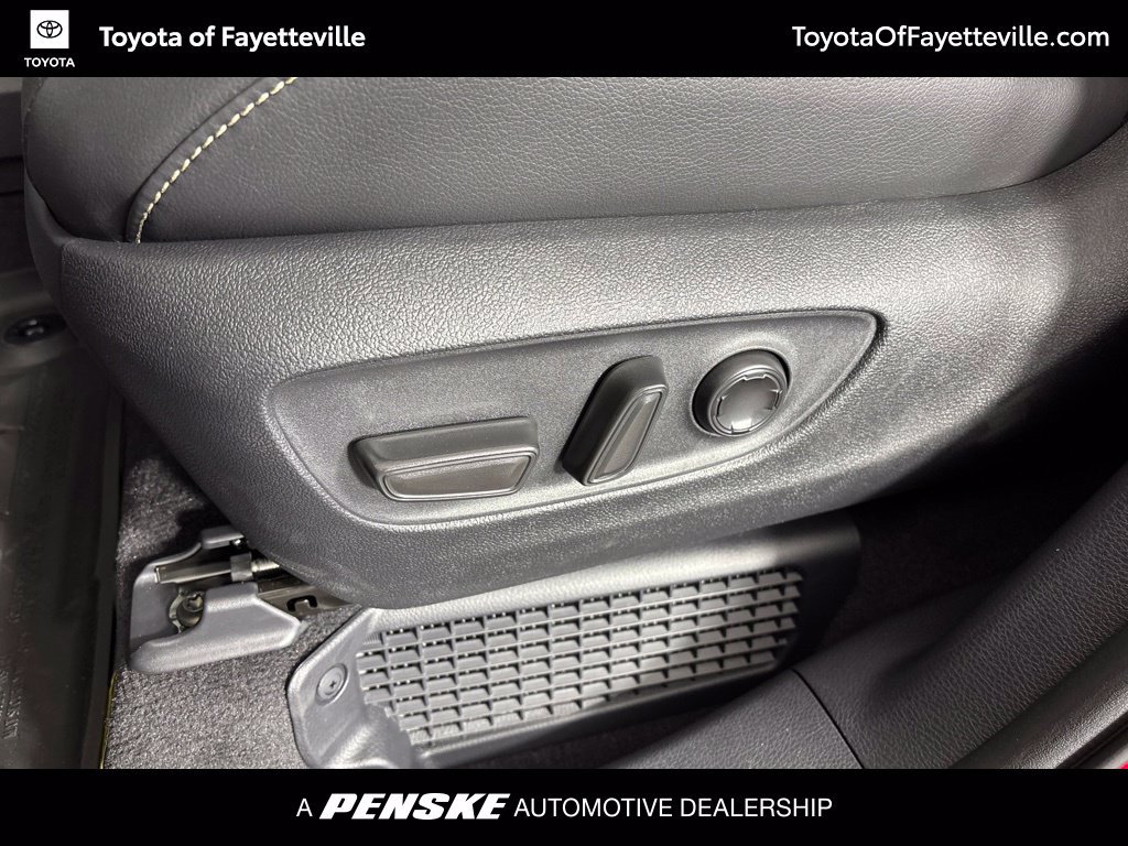 New 2026 Toyota Sienna Platinum AWD/4WD image 30
