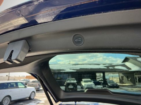 Used 2021 Tesla Model Y Long Range image 25