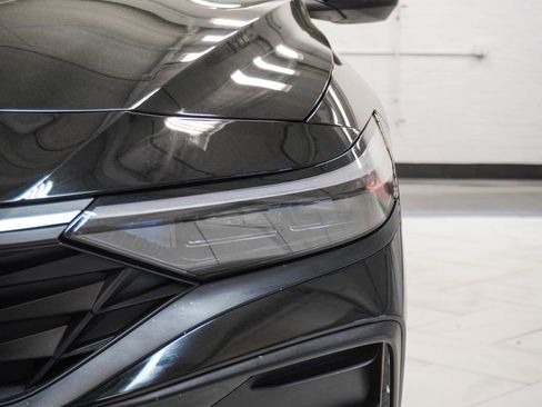 Used 2024 Hyundai Elantra SEL image 39