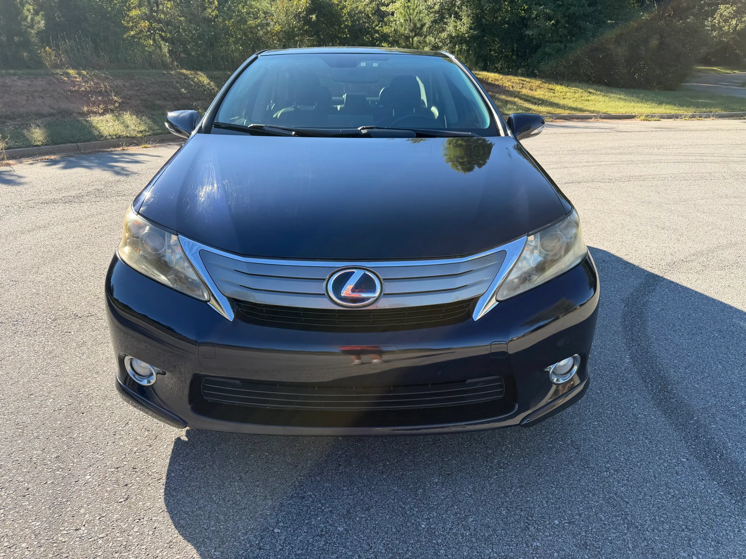 Used 2010 Lexus HS 250h Premium w/ Preferred Accessory Package FWD image 2