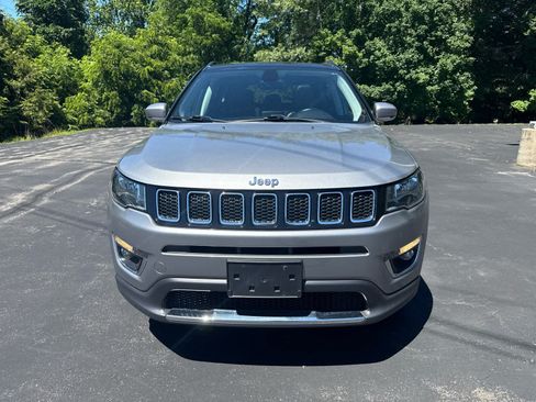 Used 2018 Jeep Compass Limited w/ Navigation Group AWD/4WD image 8