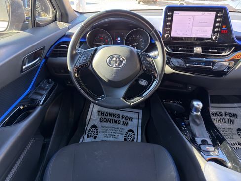 Used 2021 Toyota C-HR XLE image 13