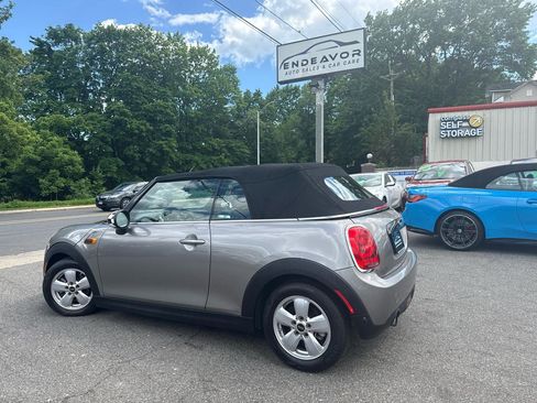 Used 2019 MINI Cooper Convertible FWD image 5