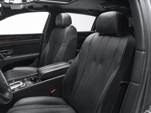 Used 2014 Bentley Flying Spur W12 image 3