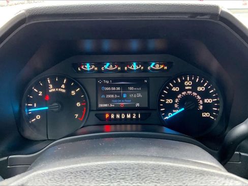 Used 2017 Ford F150 XL w/ Equipment Group 101A Mid RWD image 25