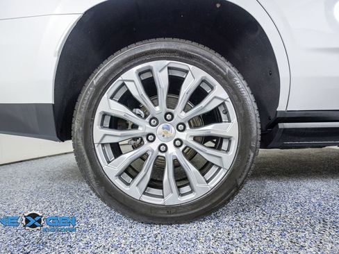 Used 2023 Chevrolet Tahoe High Country AWD/4WD image 48