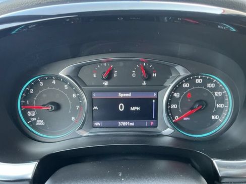Used 2024 Chevrolet Traverse LT w/ Midnight/Sport Edition AWD/4WD image 21