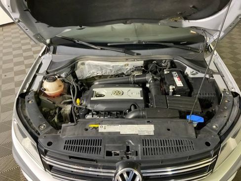 Used 2018 Volkswagen Tiguan Limited AWD/4WD image 39