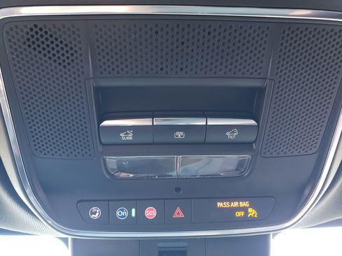 New 2026 Chevrolet Traverse RS w/ LPO, Floor Liner Package image 27