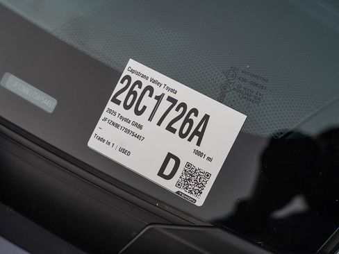 Used 2025 Toyota GR86 Premium w/ ALL Weather Mat Package (TMS) image 28