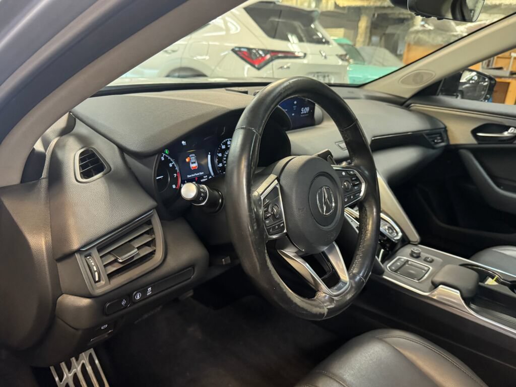 Certified 2023 Acura TLX FWD image 25