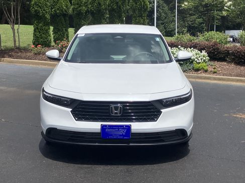 Used 2025 Honda Accord LX image 3