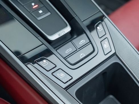 Certified 2021 Porsche 911 Carrera image 26