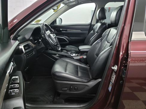 Used 2020 Kia Telluride EX w/ EX Premium Package AWD/4WD image 7