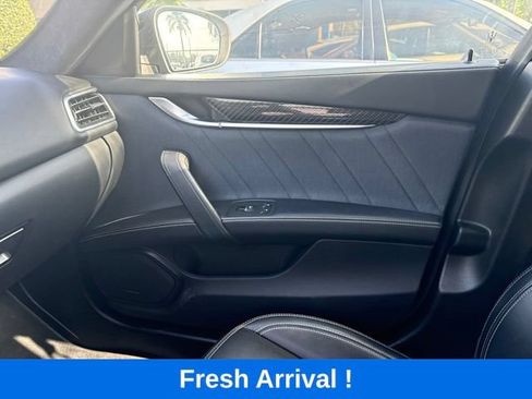 Used 2021 Maserati Ghibli S GranLusso RWD image 13