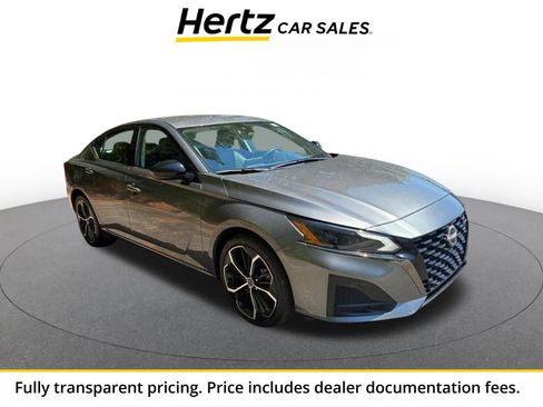 Used 2025 Nissan Altima 2.5 SR FWD image 1