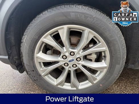 Used 2023 Ford Explorer XLT w/ Equipment Group 202A AWD/4WD image 17