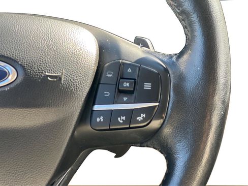 Used 2020 Ford Escape Titanium image 14