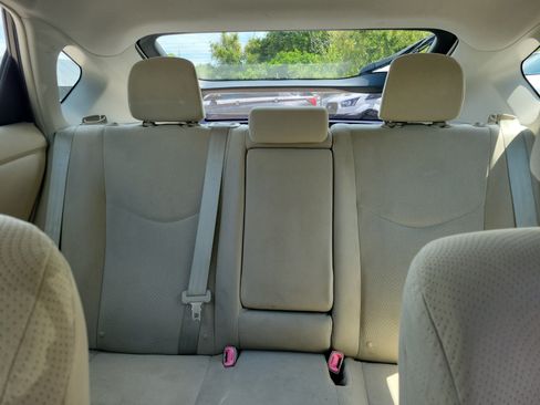 Used 2012 Toyota Prius Two FWD image 11