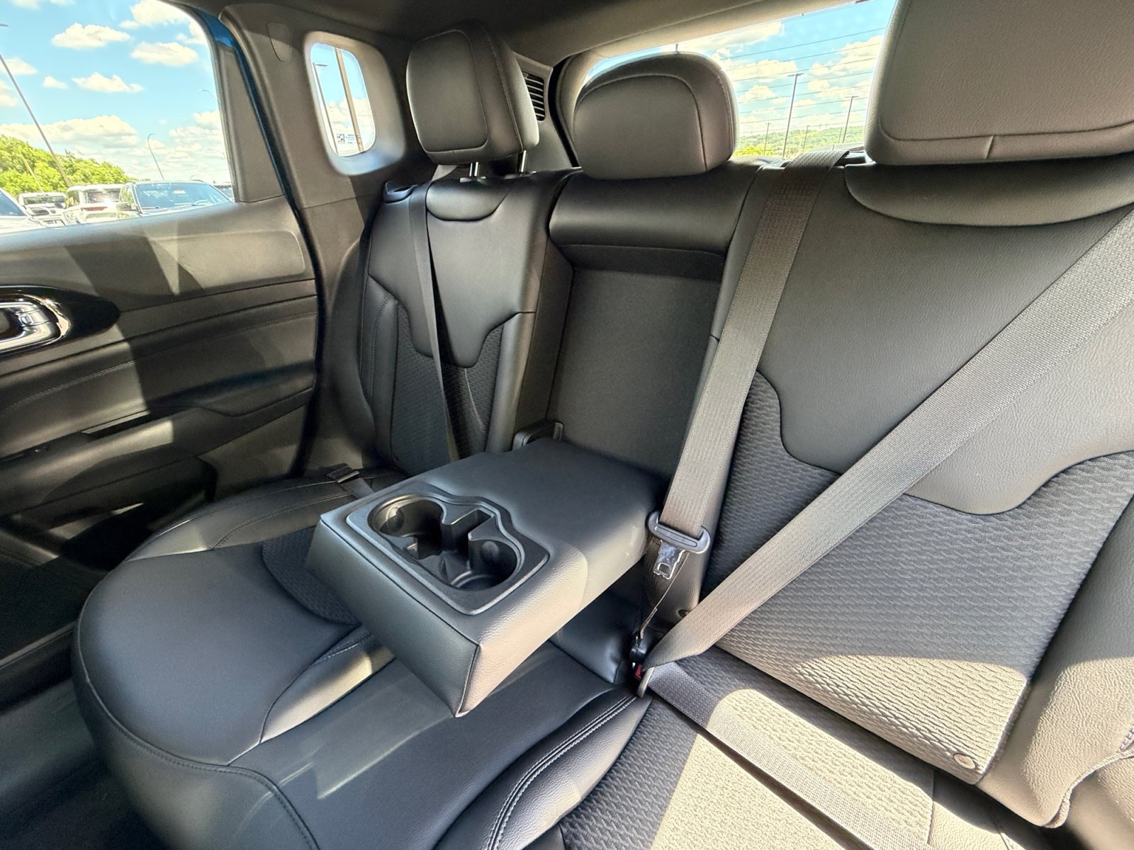 New 2026 Jeep Compass Latitude AWD/4WD image 43