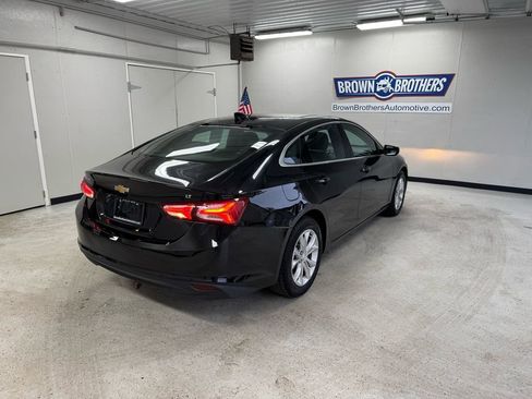 Used 2020 Chevrolet Malibu LT w/ Leather Package FWD image 7