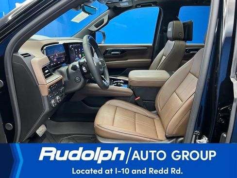 Used 2025 Chevrolet Tahoe High Country image 11