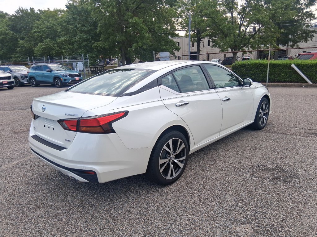 Used 2019 Nissan Altima 2.5 Platinum AWD/4WD image 5