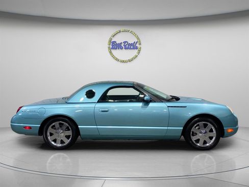 Used 2002 Ford Thunderbird Deluxe image 6